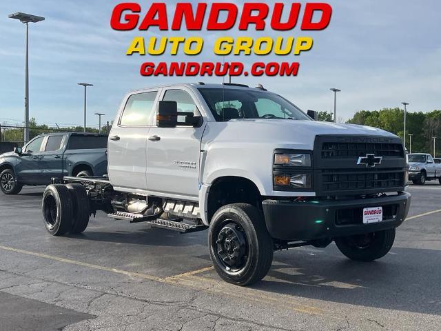 2024 Chevrolet Silverado 4500 HD Vehicle Photo in GREEN BAY, WI 54302-3701