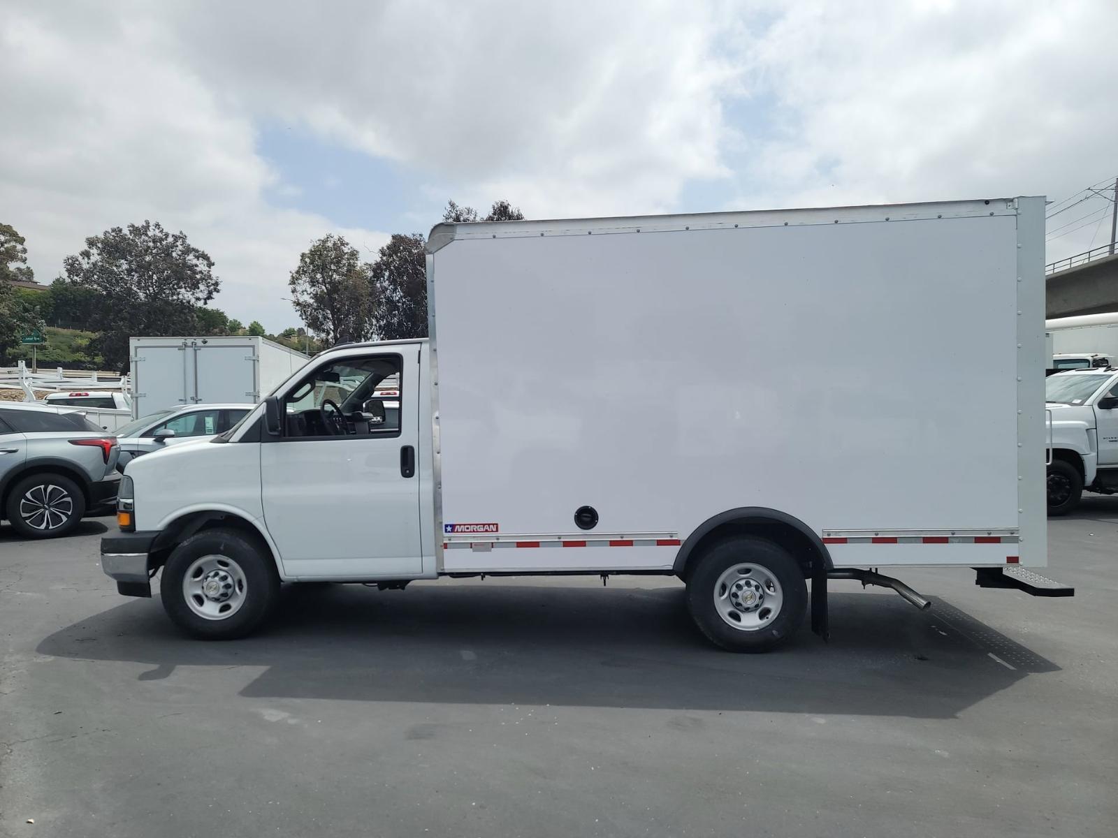 2023 Chevrolet Express Commercial Cutaway Vehicle Photo in LA MESA, CA 91942-8211