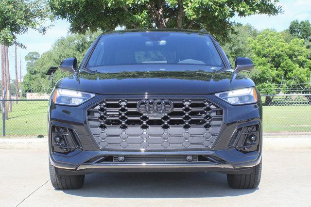 2024 Audi Q5 Vehicle Photo in HOUSTON, TX 77090