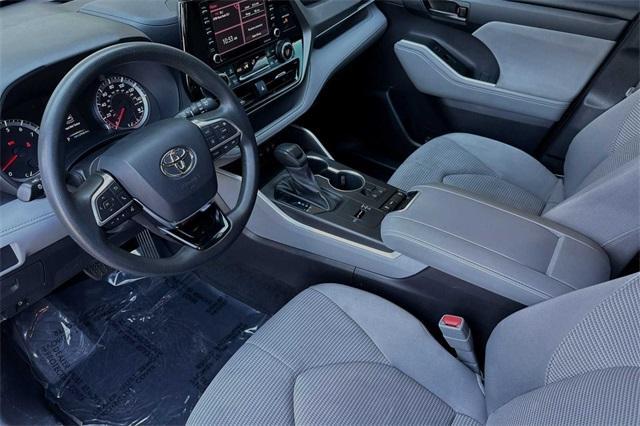 2021 Toyota Highlander Vehicle Photo in ELK GROVE, CA 95757-8703