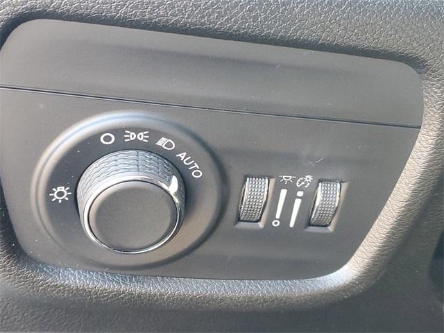 2022 Jeep Grand Cherokee L Vehicle Photo in GRAND BLANC, MI 48439-8139