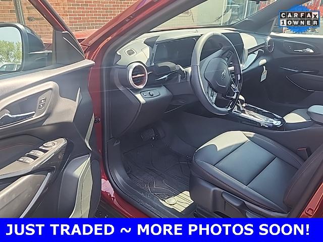 2025 Chevrolet Trax Vehicle Photo in Plainfield, IL 60586