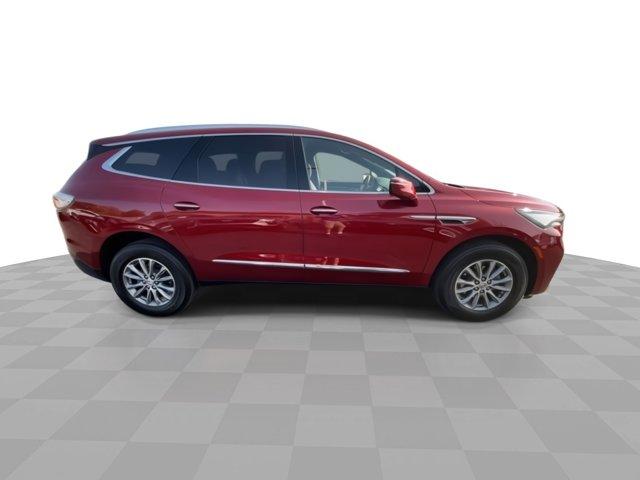 2023 Buick Enclave Vehicle Photo in WILLIAMSVILLE, NY 14221-4303