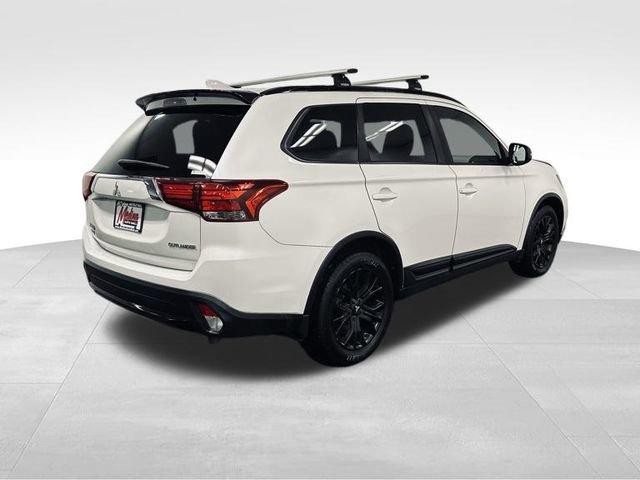 2018 Mitsubishi Outlander Vehicle Photo in MEDINA, OH 44256-9631