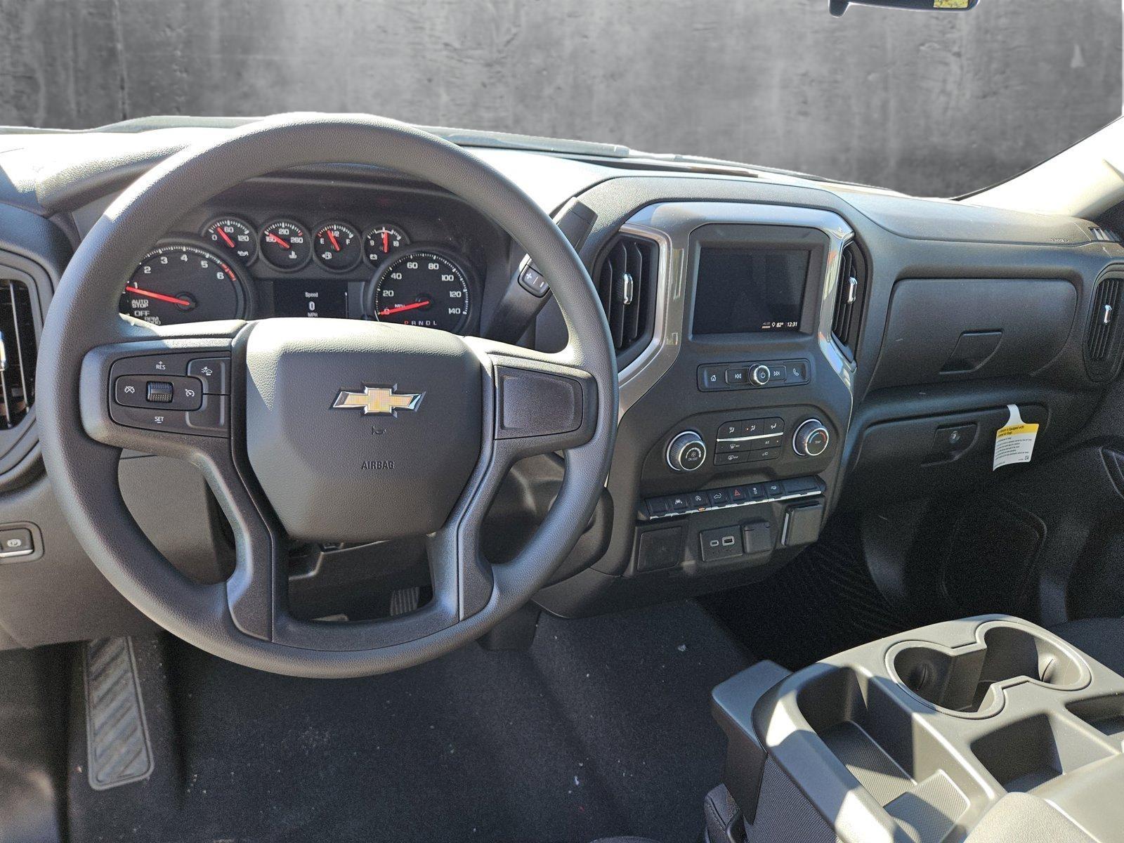 2025 Chevrolet Silverado 1500 Vehicle Photo in NORTH RICHLAND HILLS, TX 76180-7199