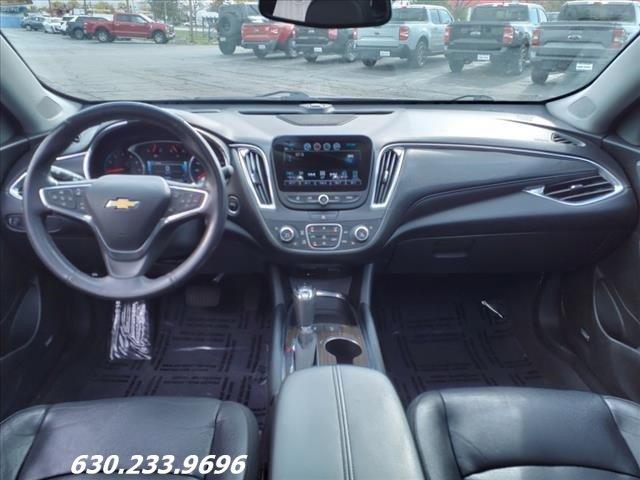 2018 Chevrolet Malibu Vehicle Photo in Saint Charles, IL 60174