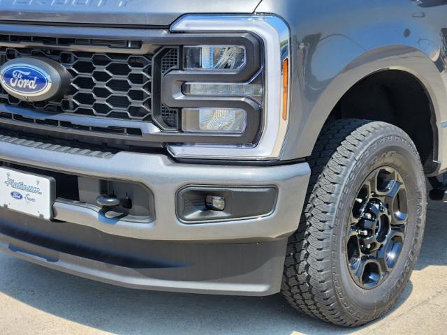 2024 Ford Super Duty F-250 SRW Vehicle Photo in Pilot Point, TX 76258-6053