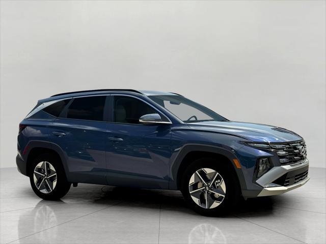 2025 Hyundai TUCSON Vehicle Photo in Green Bay, WI 54304