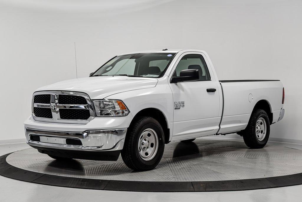 2023 Ram 1500 Classic Vehicle Photo in AKRON, OH 44320-4088