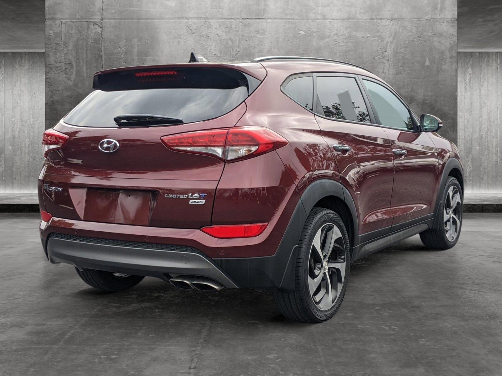 2016 Hyundai TUCSON Vehicle Photo in Cockeysville, MD 21030