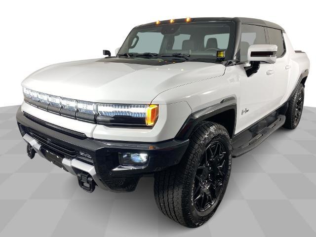 2024 GMC HUMMER EV Pickup Vehicle Photo in ALLIANCE, OH 44601-4622