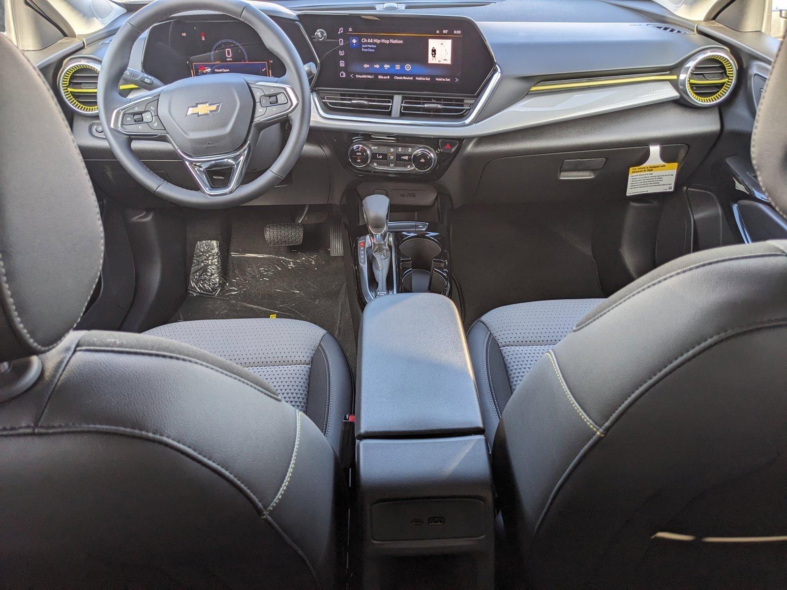 2025 Chevrolet Trax Vehicle Photo in HOUSTON, TX 77034-5009