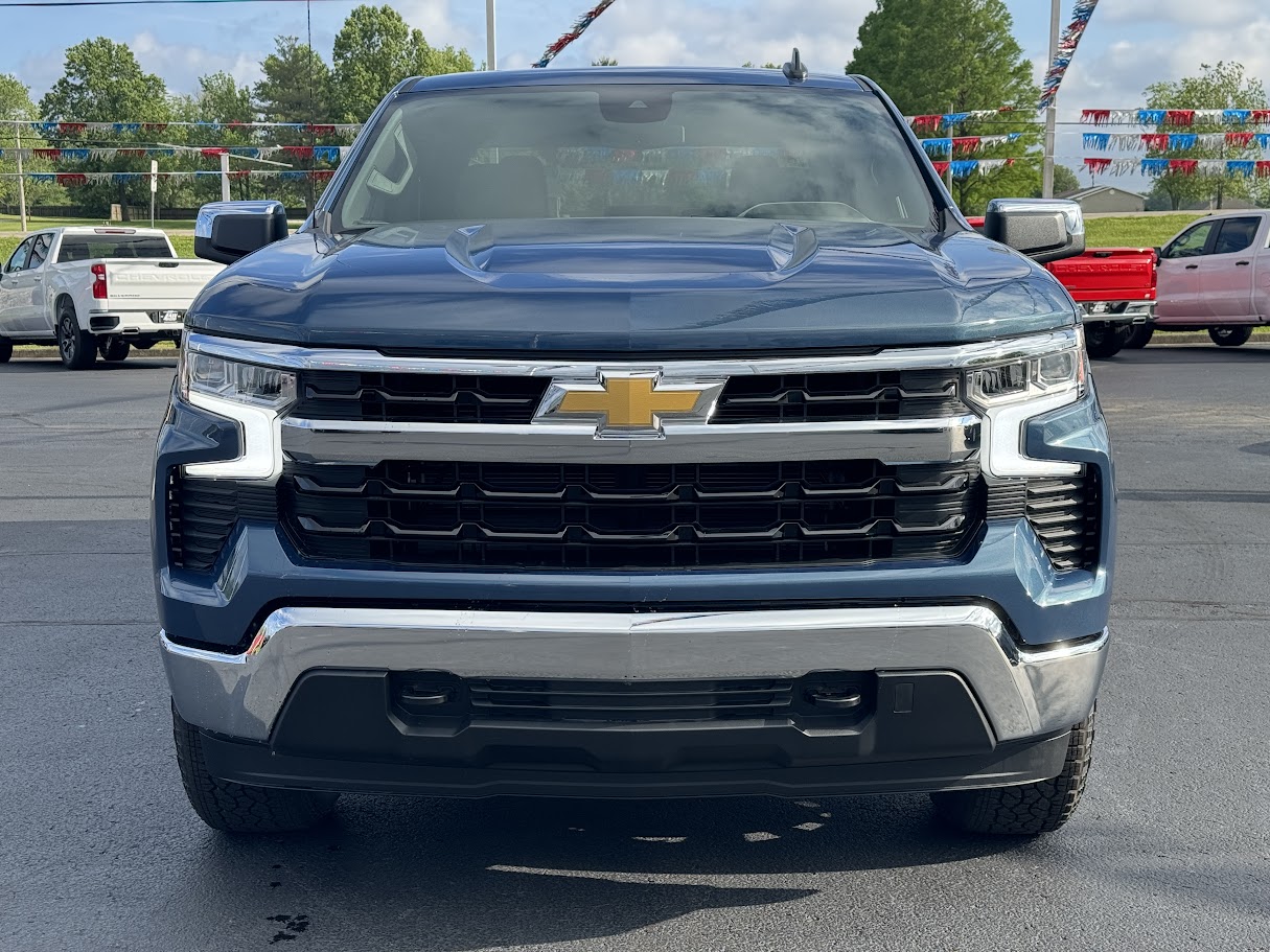 2024 Chevrolet Silverado 1500 Vehicle Photo in BOONVILLE, IN 47601-9633