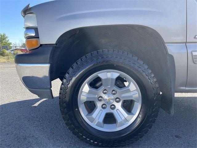 2002 Chevrolet Silverado 1500 Vehicle Photo in BEND, OR 97701-5133