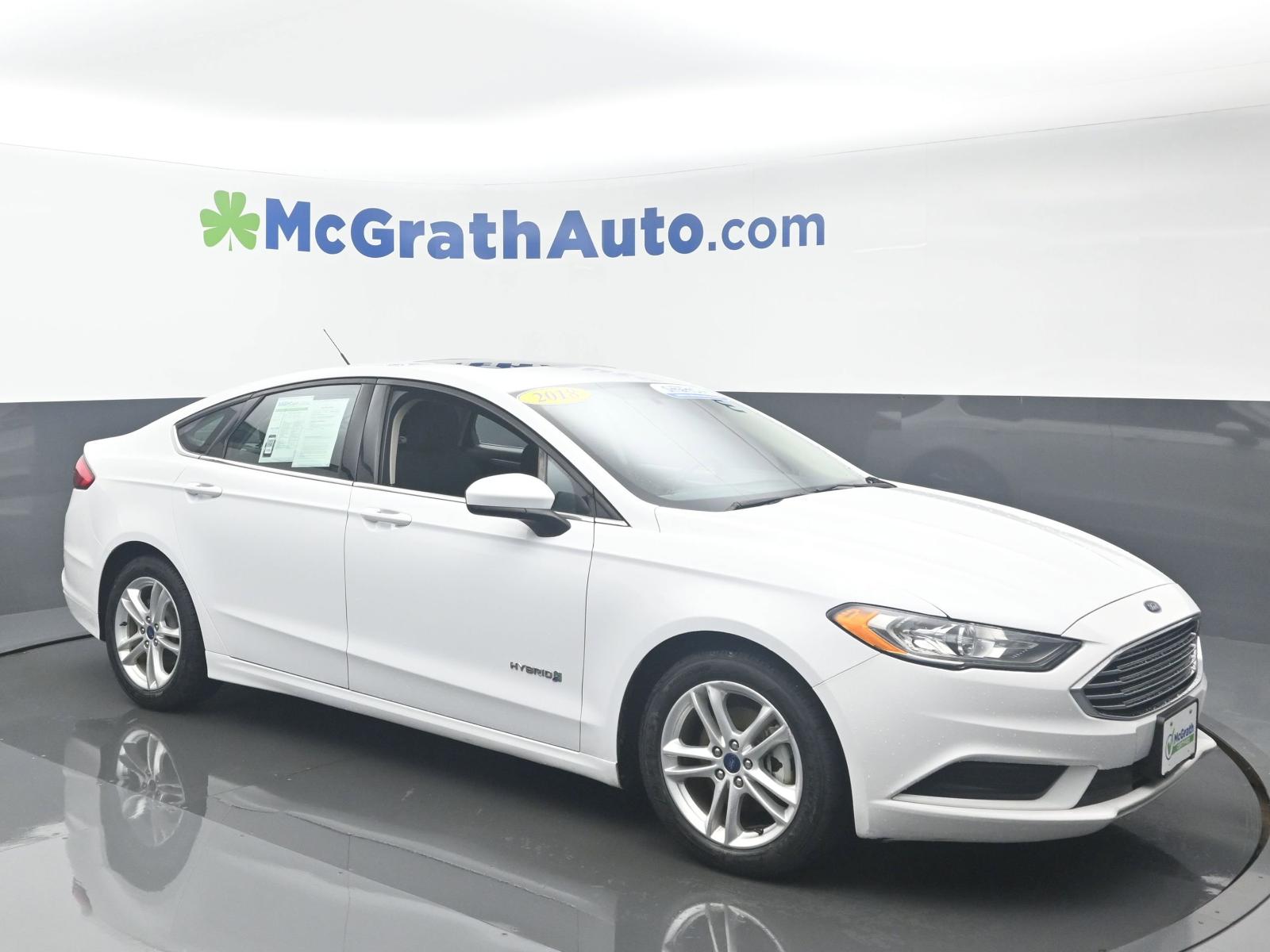 2018 Ford Fusion Hybrid Vehicle Photo in Cedar Rapids, IA 52402