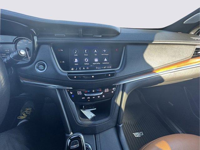 2021 Cadillac XT5 Vehicle Photo in LEOMINSTER, MA 01453-2952