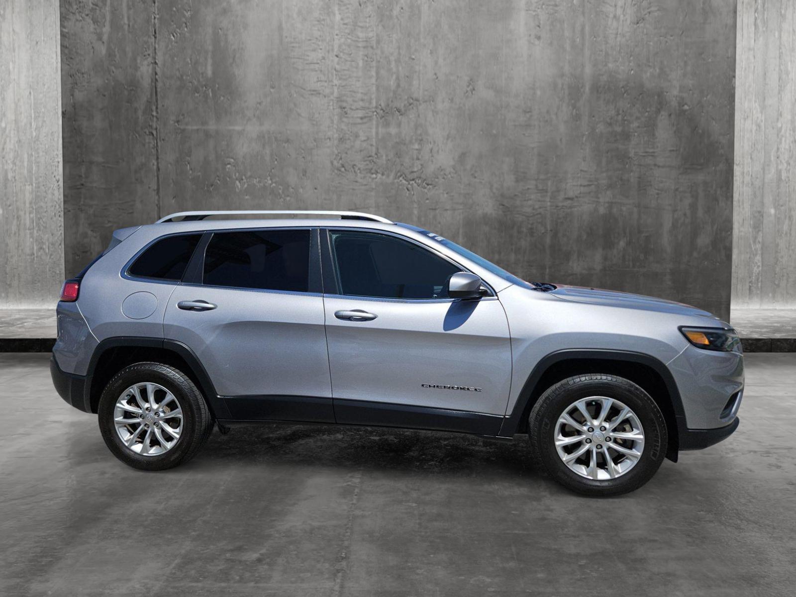 2019 Jeep Cherokee Vehicle Photo in NORTH RICHLAND HILLS, TX 76180-7199