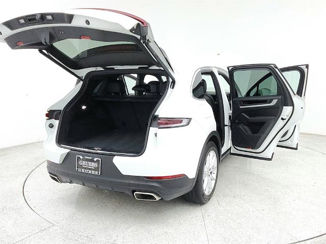 2024 Porsche Cayenne Vehicle Photo in Grapevine, TX 76051