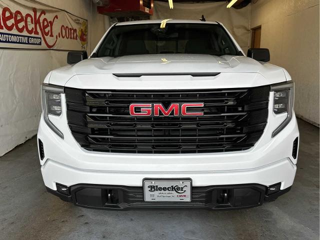 2025 GMC Sierra 1500 Vehicle Photo in RED SPRINGS, NC 28377-1640