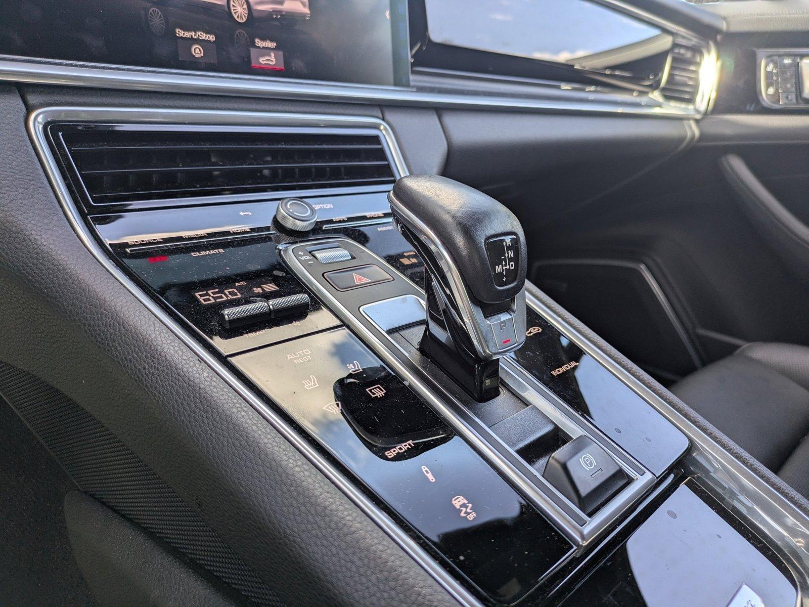 2019 Porsche Panamera Vehicle Photo in Sarasota, FL 34231