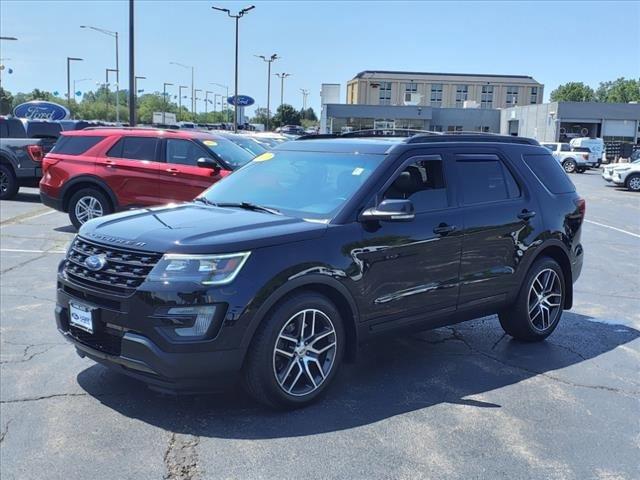 2017 Ford Explorer Vehicle Photo in Saint Charles, IL 60174