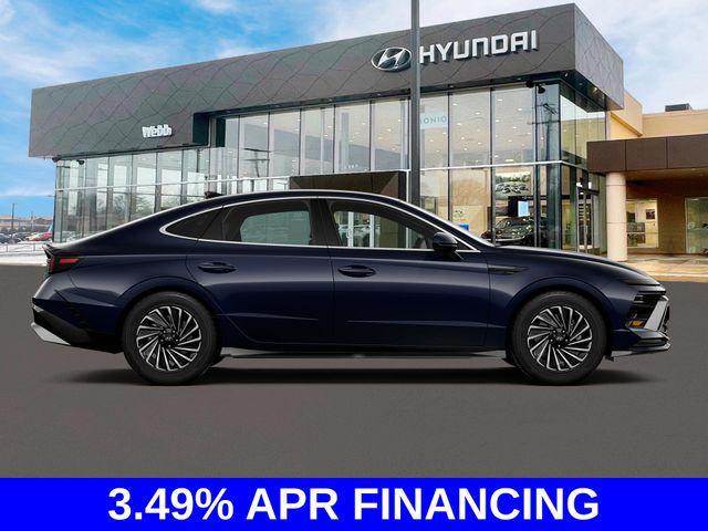 2024 Hyundai SONATA Hybrid Vehicle Photo in Highland, IN 46322-2506