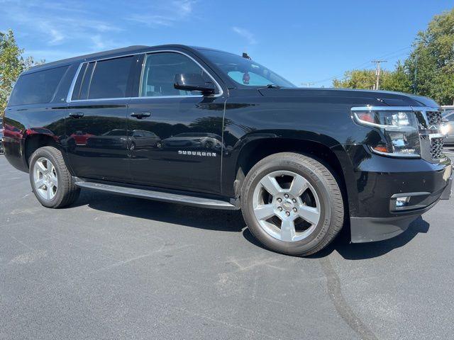 2020 Chevrolet Suburban Vehicle Photo in Highland, IN 46322-2506