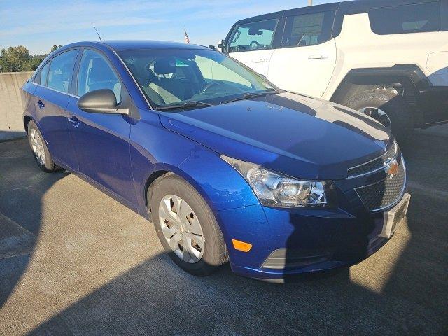 2012 Chevrolet Cruze Vehicle Photo in PUYALLUP, WA 98371-4149