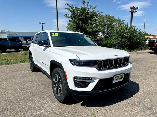 2023 Jeep Grand Cherokee 4xe Vehicle Photo in GREELEY, CO 80634-4125