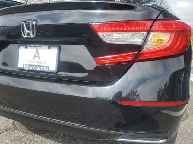 2020 Honda Accord Sedan Vehicle Photo in Canton, MI 48188