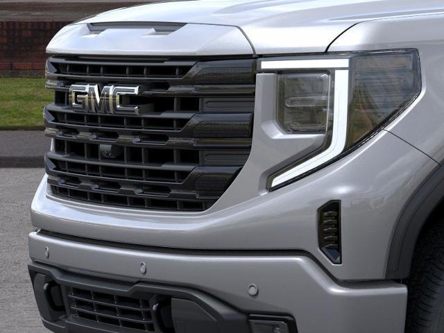 2025 GMC Sierra 1500 Vehicle Photo in PORTLAND, OR 97225-3518