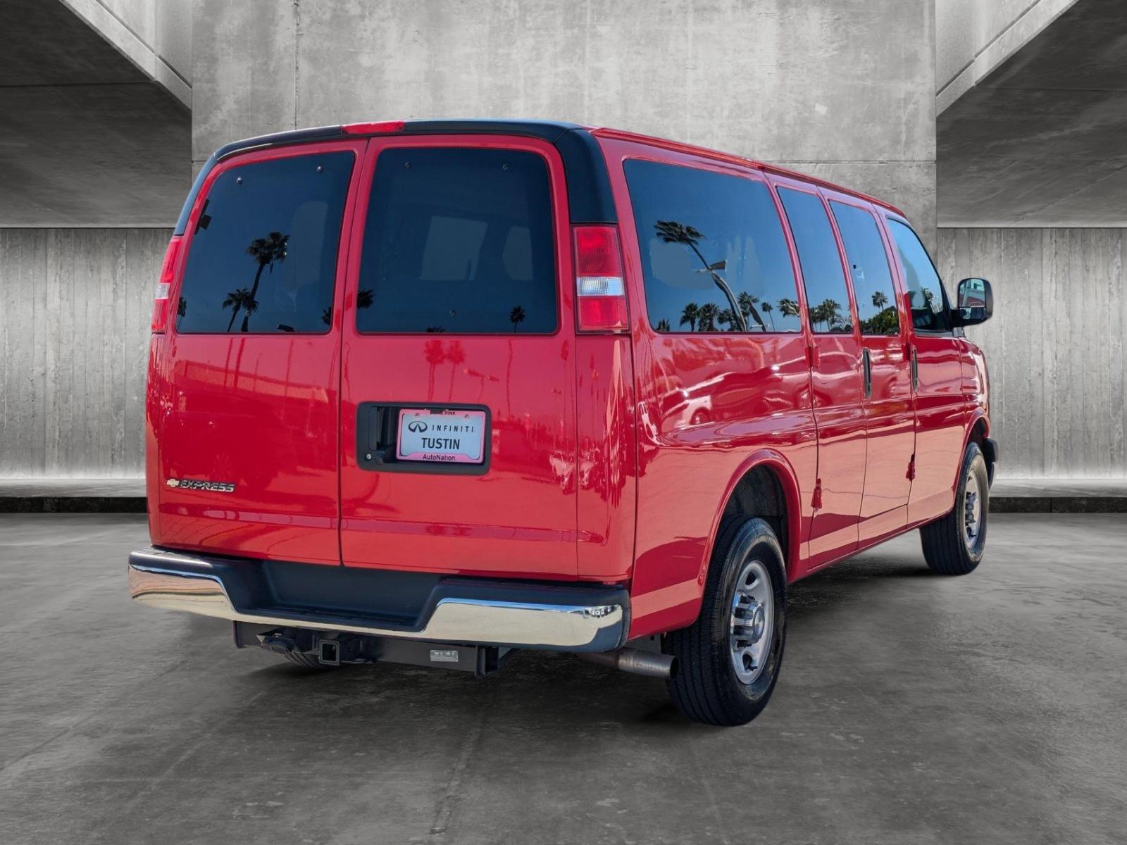 2019 Chevrolet Express Passenger Vehicle Photo in Tustin, CA 92782