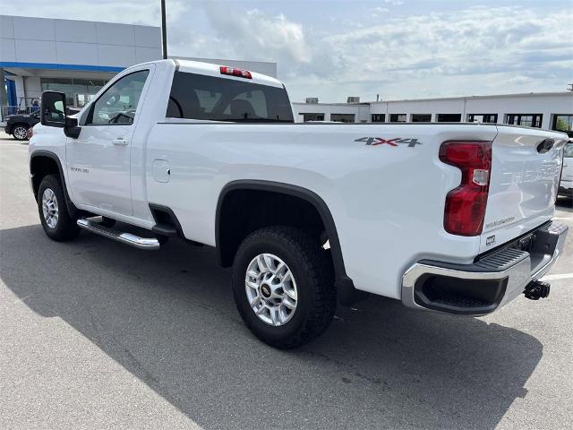 2022 Chevrolet Silverado 2500 HD Vehicle Photo in ALCOA, TN 37701-3235