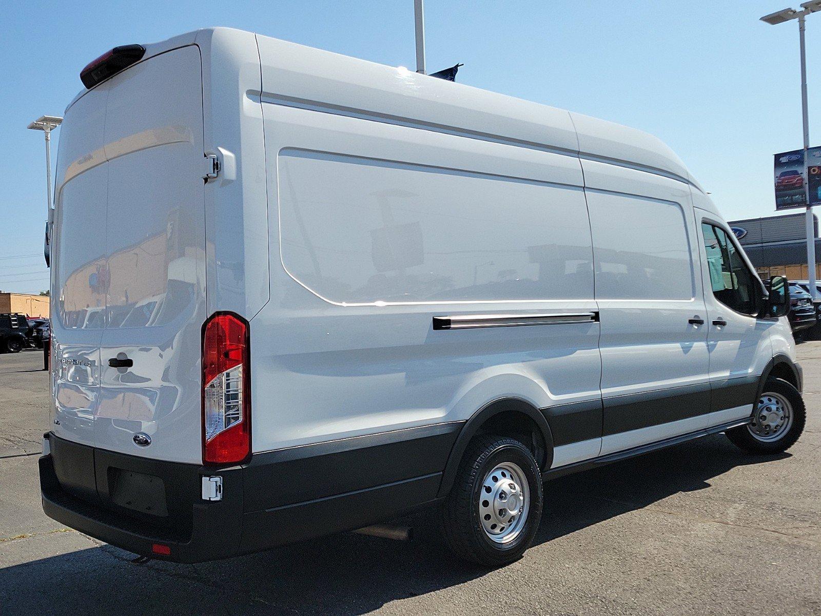 2023 Ford Transit Cargo Van Vehicle Photo in Plainfield, IL 60586