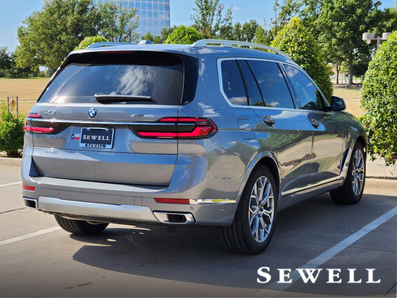 2025 BMW X7 xDrive40i Vehicle Photo in PLANO, TX 75024