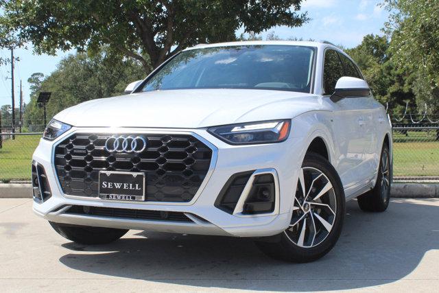 2022 Audi Q5 Vehicle Photo in HOUSTON, TX 77090