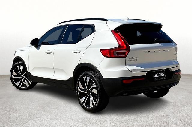 2024 Volvo XC40 Vehicle Photo in Houston, TX 77007