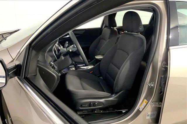 2022 Chevrolet Malibu Vehicle Photo in KANSAS CITY, MO 64114-4502