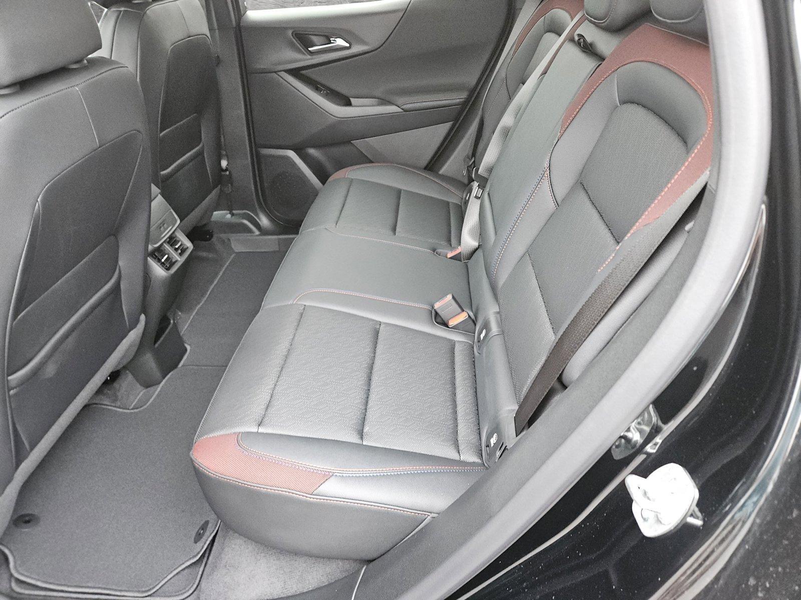 2025 Chevrolet Equinox Vehicle Photo in NORTH RICHLAND HILLS, TX 76180-7199