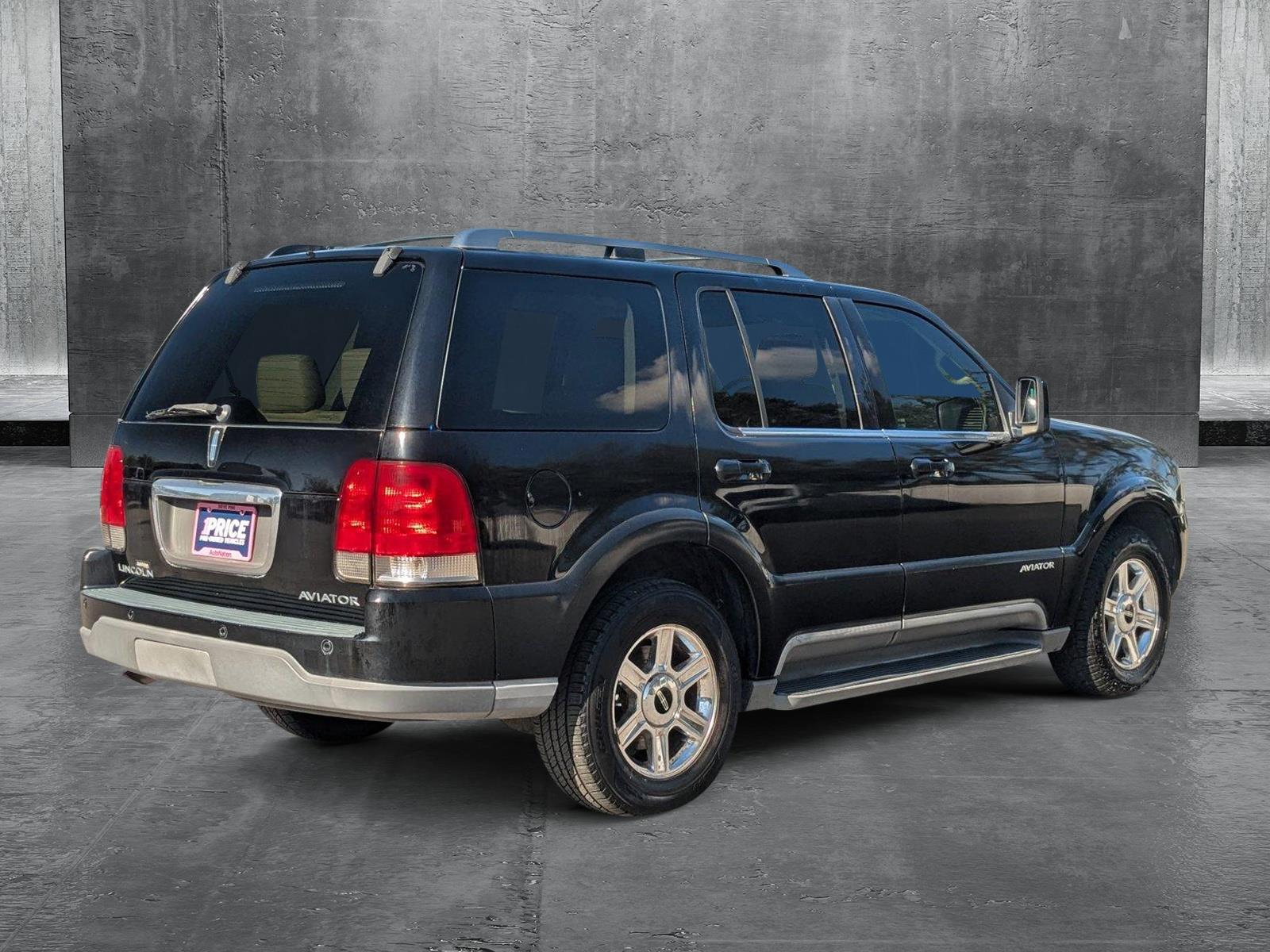 2005 Lincoln Aviator Vehicle Photo in St. Petersburg, FL 33713