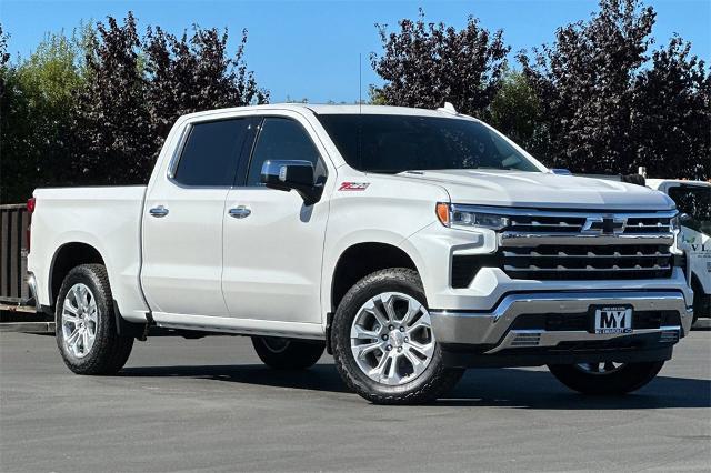 2024 Chevrolet Silverado 1500 Vehicle Photo in SALINAS, CA 93907-2500