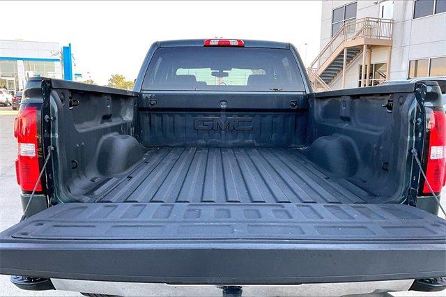 2018 GMC Sierra 2500 HD Vehicle Photo in TOPEKA, KS 66609-0000