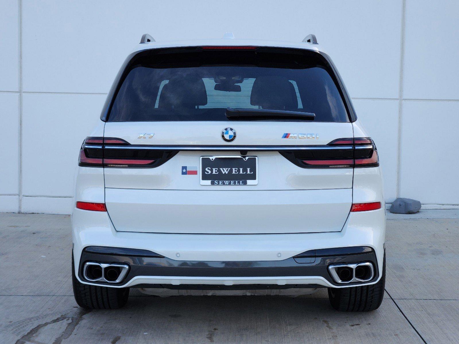 2025 BMW X7 M60i Vehicle Photo in PLANO, TX 75024