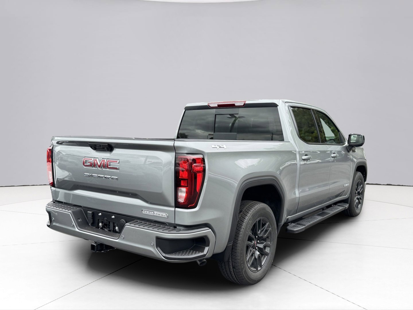 2025 GMC Sierra 1500 Vehicle Photo in LEOMINSTER, MA 01453-2952