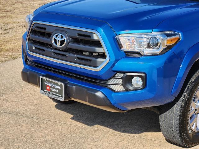 2017 Toyota Tacoma Vehicle Photo in Denison, TX 75020