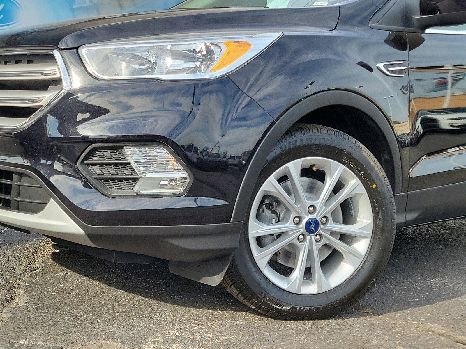 2019 Ford Escape Vehicle Photo in Plainfield, IL 60586