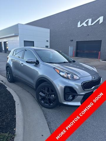 2022 Kia Sportage Vehicle Photo in Lees Summit, MO 64086