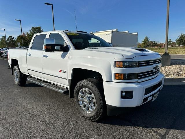 2018 Chevrolet Silverado 3500 HD Vehicle Photo in COLUMBIA, MO 65203-3903