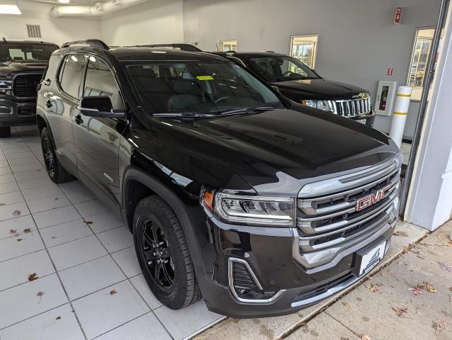 2022 GMC Acadia Vehicle Photo in Oshkosh, WI 54901