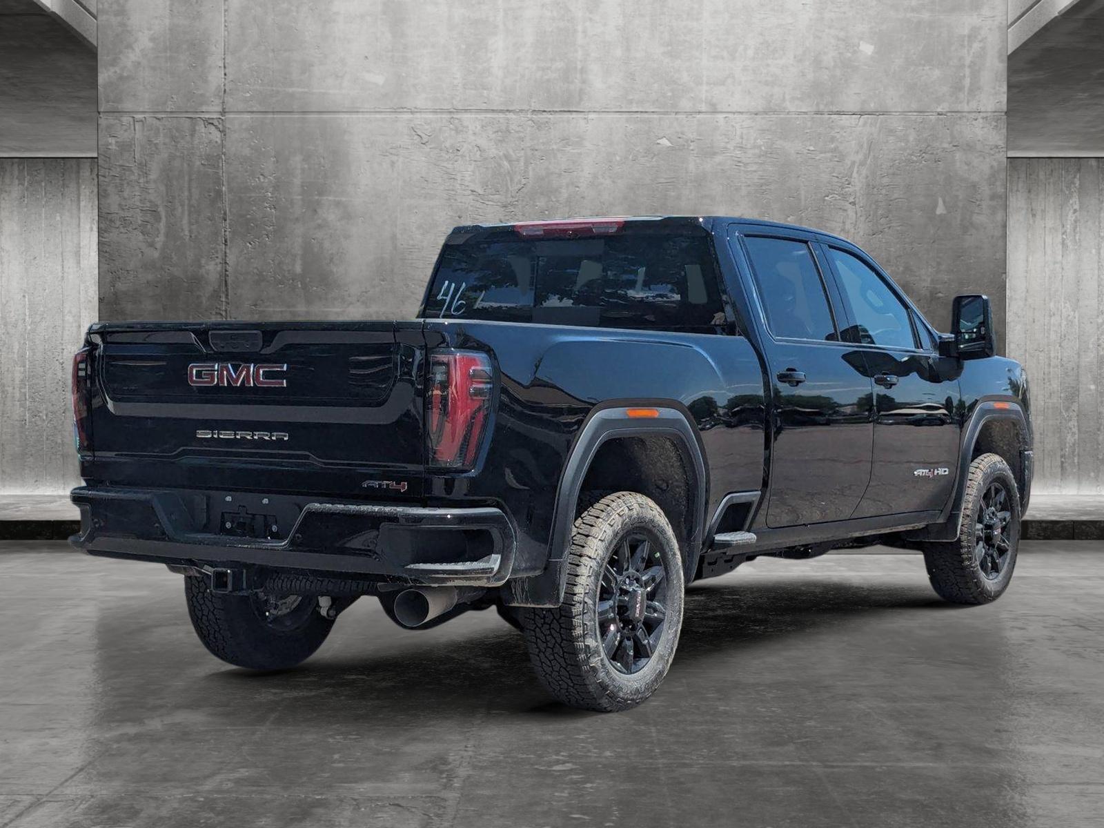 2024 GMC Sierra 2500 HD Vehicle Photo in LONE TREE, CO 80124-2750